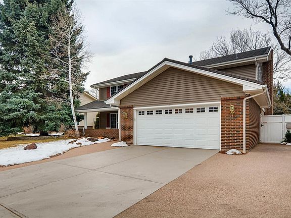 2nd image of 3923 S Newport Way