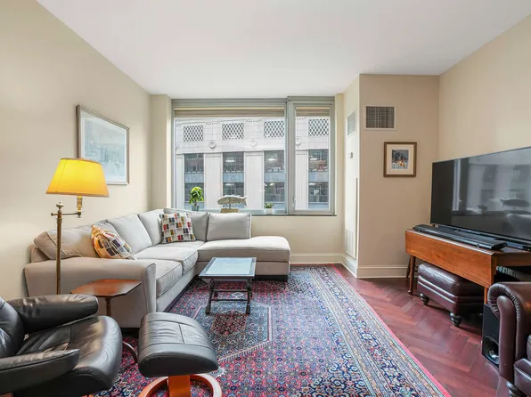 1 Charles St S Unit 602, Boston, MA 02116