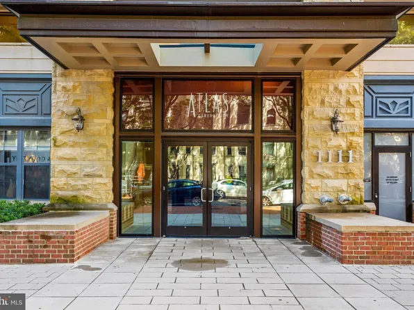 1111 25th St NW, Washington, DC