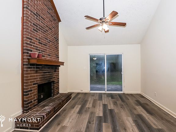 3rd image of 7074 Williamsburg Dr