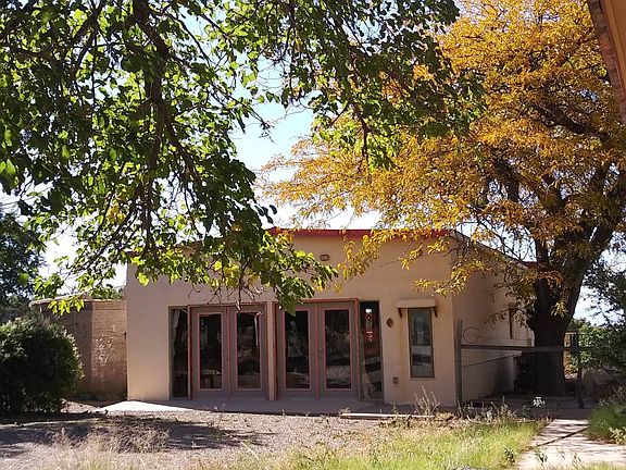 3rd image of 1205 A Ave