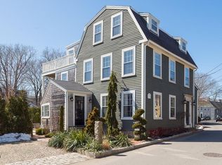 33 Franklin St, Marblehead, MA 01945