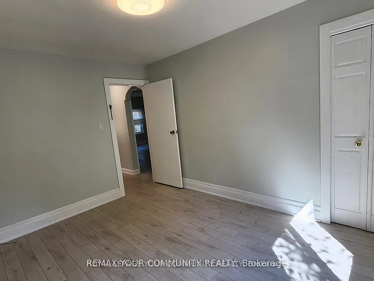 207 Olive Ave — Photo 22