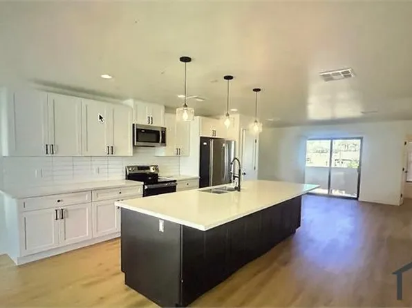 2502 E Paradise Ln, Phoenix, AZ 85032