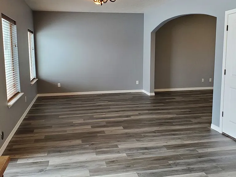 4615 W Princetown Ln — Photo 4
