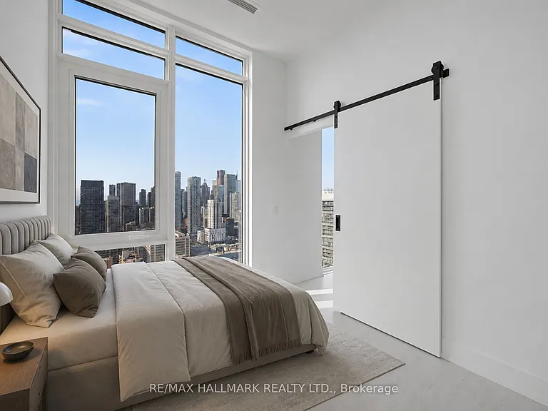 308 Jarvis St #3413 — Photo 10