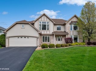 10732 Chaucer Dr, Willow Springs, IL 60480