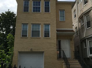 72 Tillinghast St #2, Newark, NJ 07108