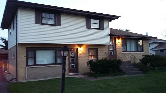 1st image of 5437 W 83rd Pl
