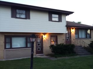 5437 W 83rd Pl, Burbank, IL 60459