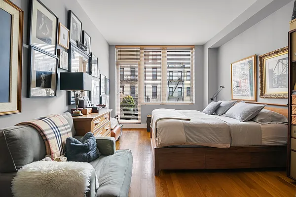 Sold by Compass | media 8
