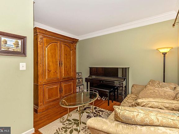 4th image of 23210 Tall Poplar Dr