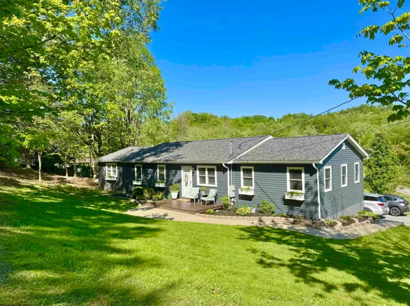 1697 Corbin Branch Rd, Bridgeport, WV 26330