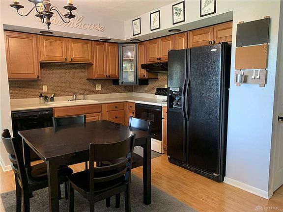4th image of 2625 Willowridge Dr