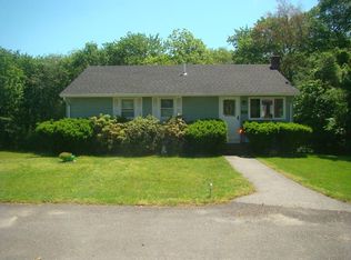 1145 Newman Ave, Seekonk, MA 02771