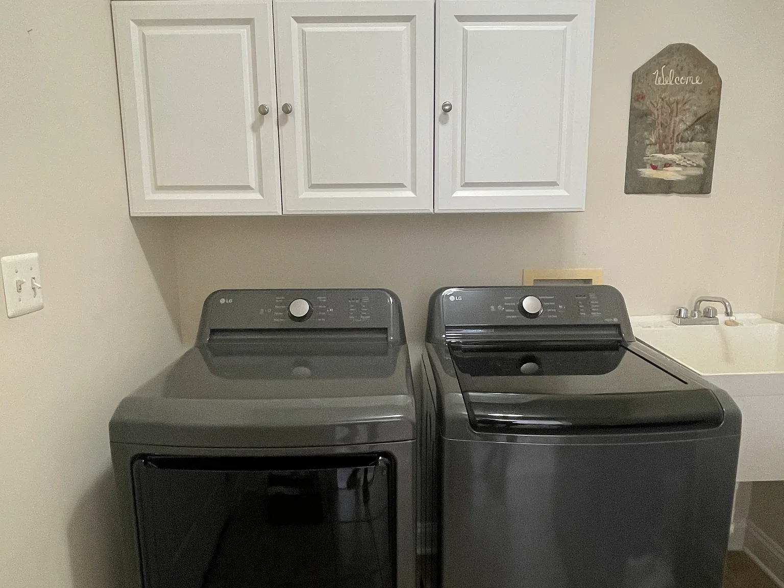 1 bed, 950 sqft, $2,000 — Photo 3