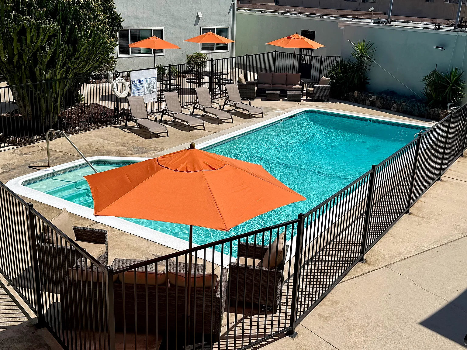Evart Apartments — Photo 2
