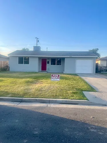 1016 Meredith Dr Photo 1