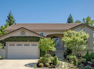 12450 Marathon Dr, Auburn, CA 95603