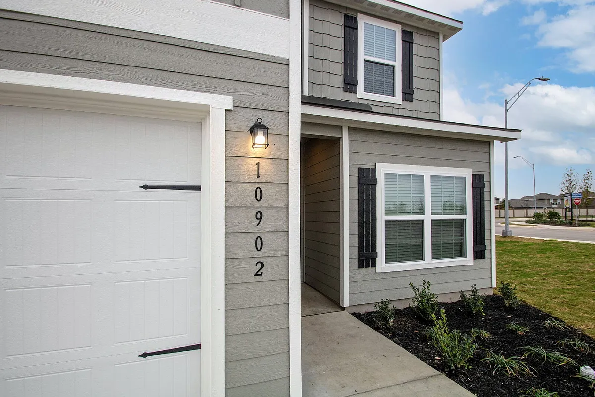 Building Photo - 10902 Chatham Ct