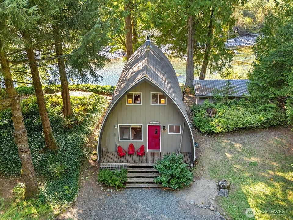 1st image of 18325 642nd Avenue NE