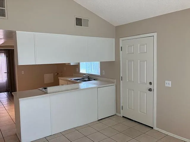 1333 Vista Serena Dr — Photo 7