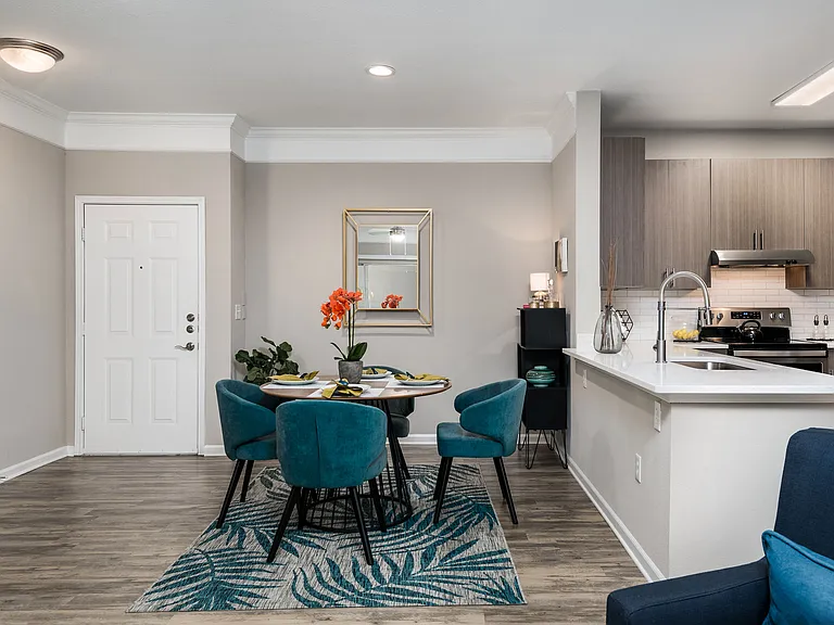 Montford at Madison Park Apartments — Photo 8