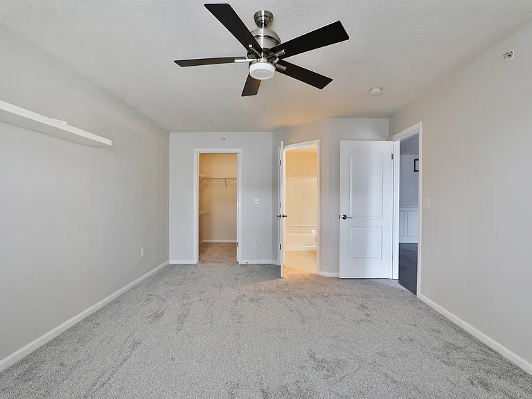 763 Hidden Springs Dr — Photo 25