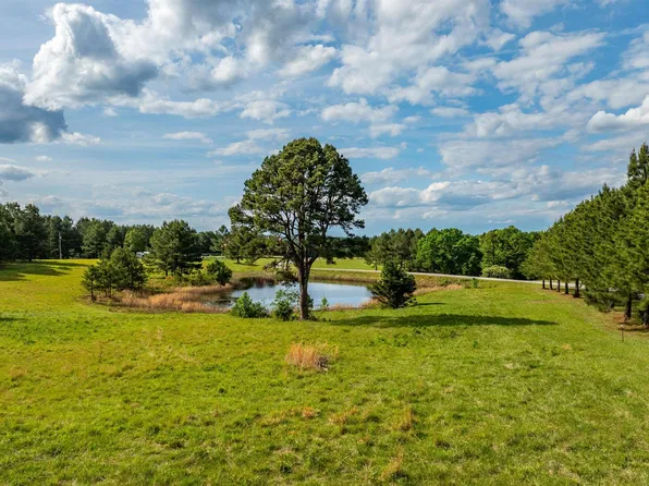 203 Spring Rd, Searcy, AR 72143