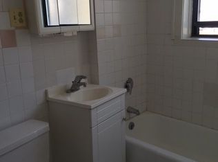 6546 N Ashland Ave APT 2N, Chicago, IL 60626