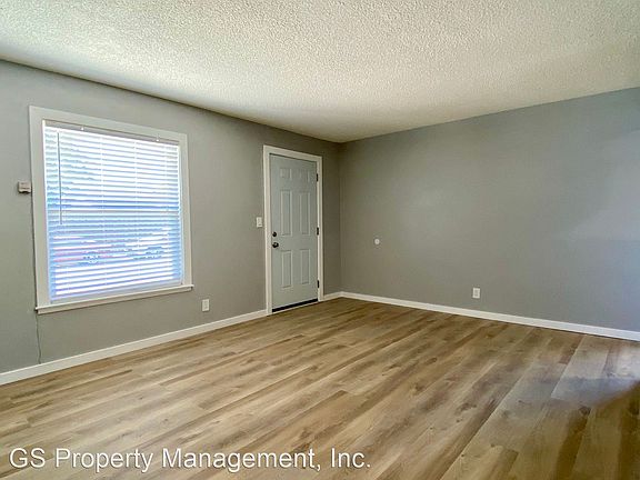 4th image of 1315 Ebener St #1