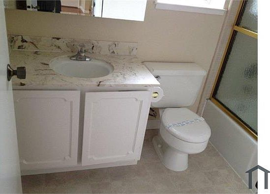 5th image of 1307 Castlemont Ave #2