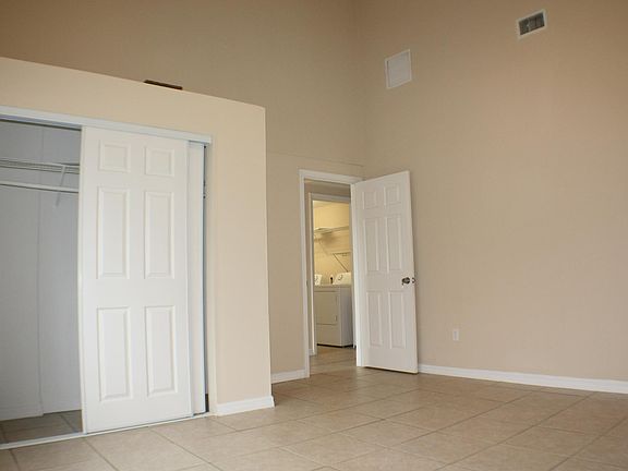 4th image of 7435 Albany Rd