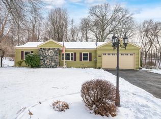 983 Naugatuck Ave, Milford, CT 06461