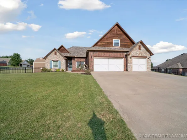 13665 S 261st East Ave, Coweta, OK 74429