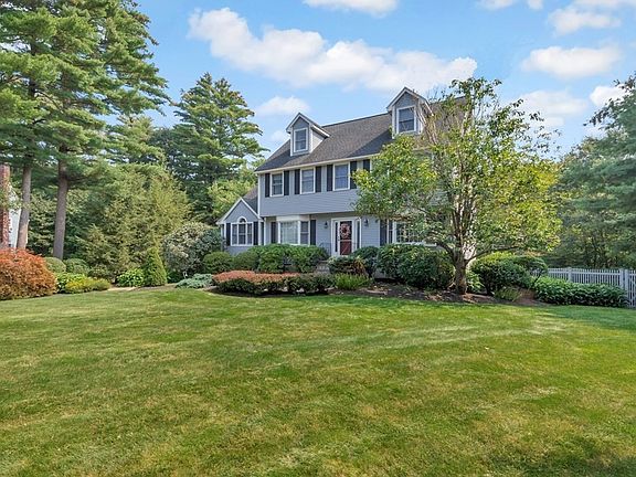 3rd image of 22 Ice Pond Dr
