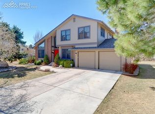 635 Hempstead Pl, Colorado Springs, CO 80906