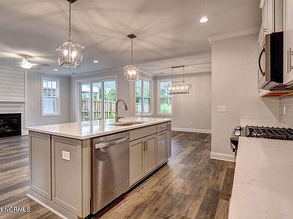 2nd image of 3778 Spicetree Dr