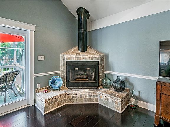 5th image of 4874 Blue Jay Cir