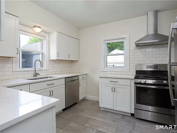 136 Center Street, Stamford, CT 06906