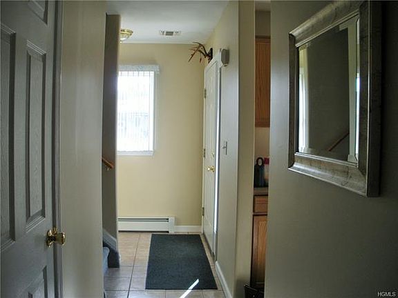 5th image of 100 Boniface Dr APT 13C