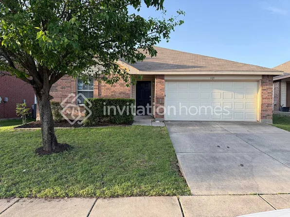 825 Poncho Ln, Haslet, TX 76052