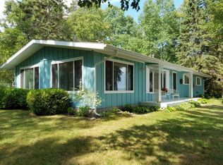 1216 Shore Dr, Cheboygan, MI 49721
