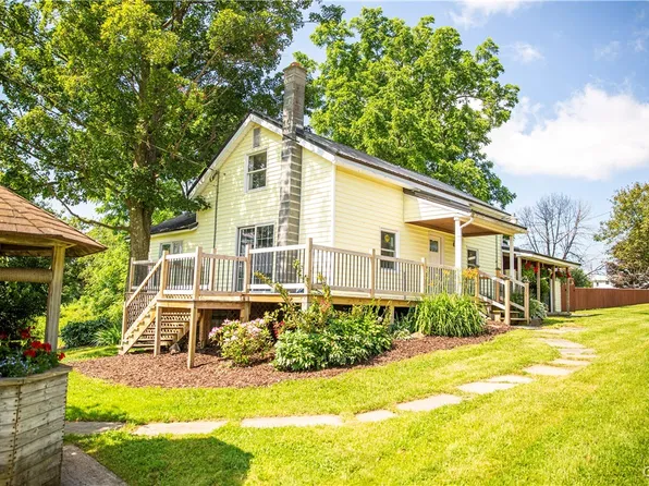 14184 State Route 90, Locke, NY 13092