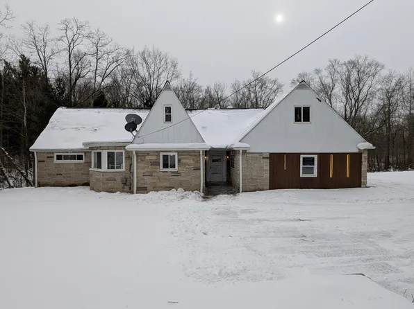 28300 Aurora Rd, Solon, OH 44139