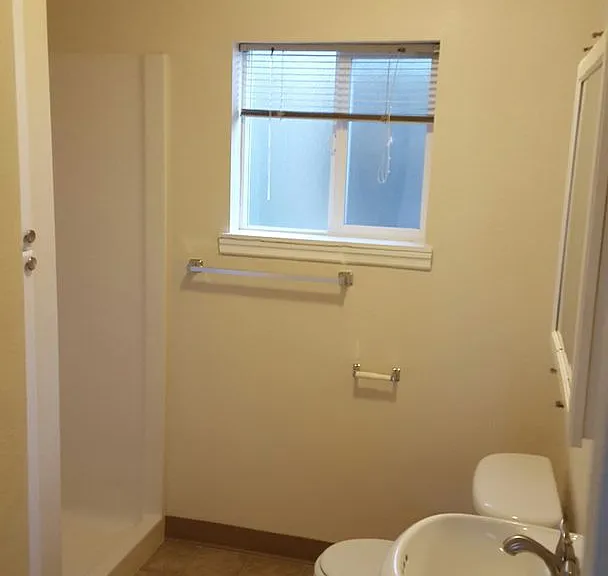 166-Gerth Apartments — Photo 11