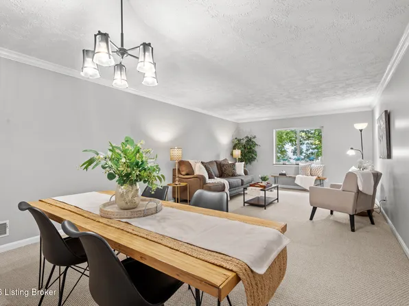 4875 Sherburn Ln Unit 2J, Louisville, KY 40207