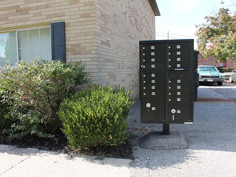 24325 Detroit Rd #202A — Photo 29