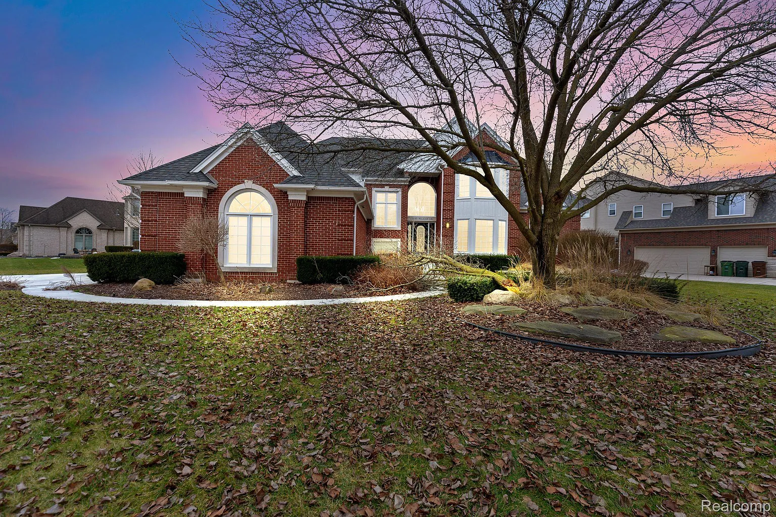 54893 Pelican Ln photo 1