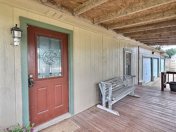 4th image of 105 Quail Valley Dr